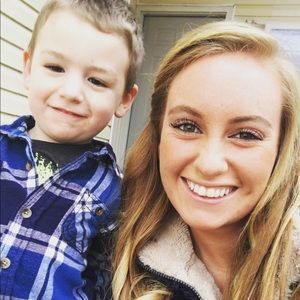 Meet your Posher, Aryn